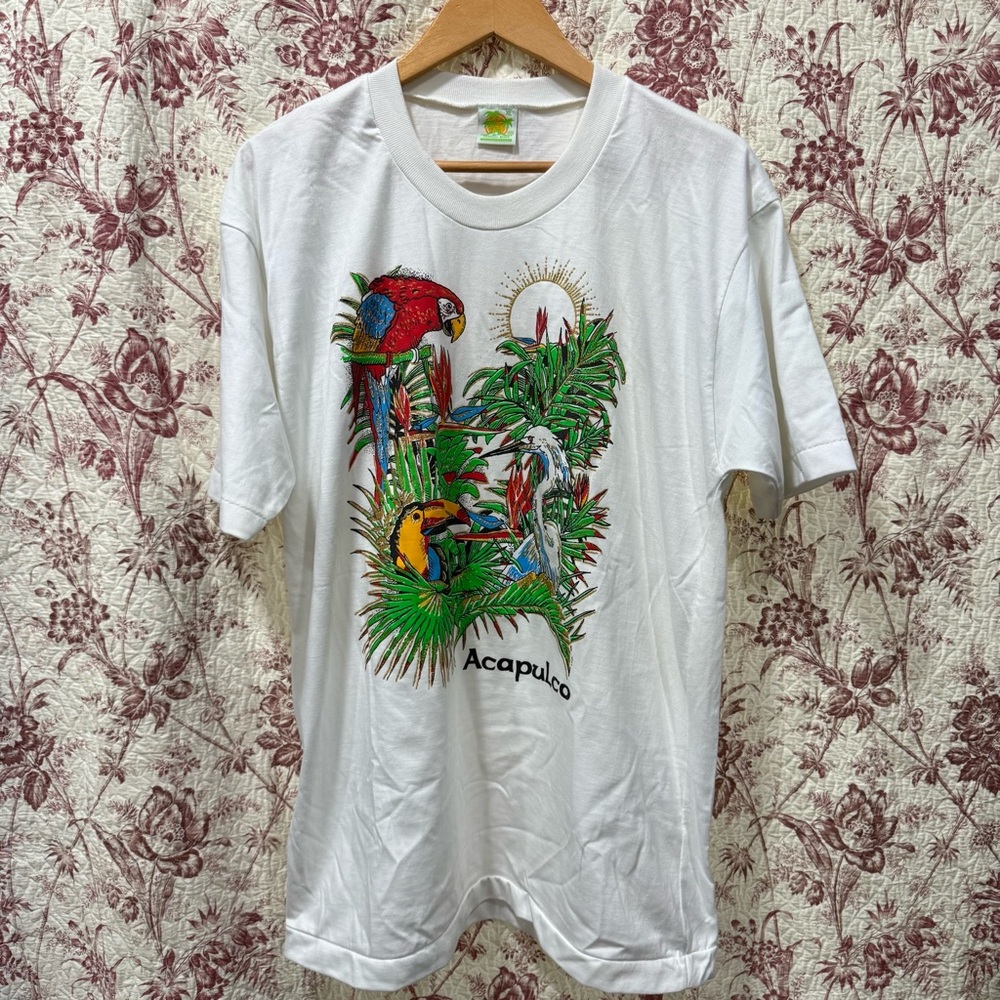Vintage Acapulco Tropical Birds Graphic Tee Men’s XL